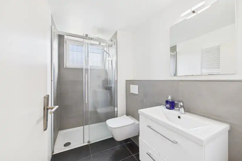 Einliegerwohnung Bad