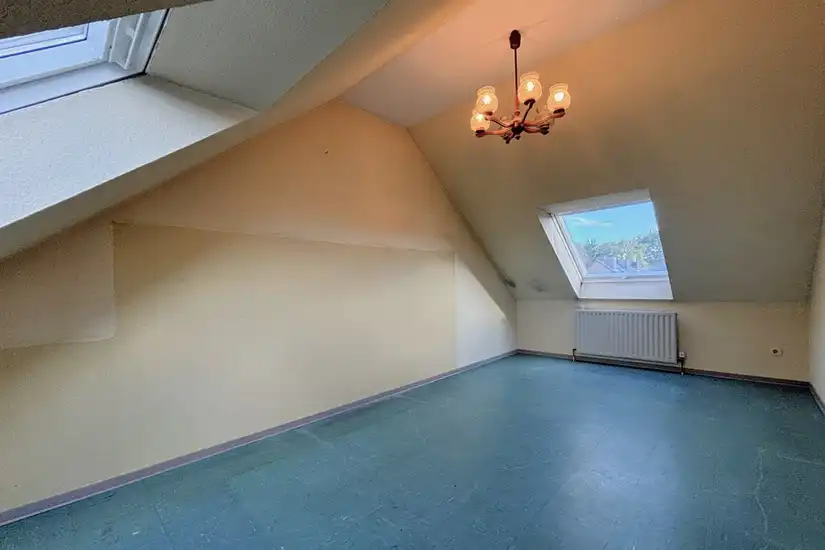 Schlafzimmer DG