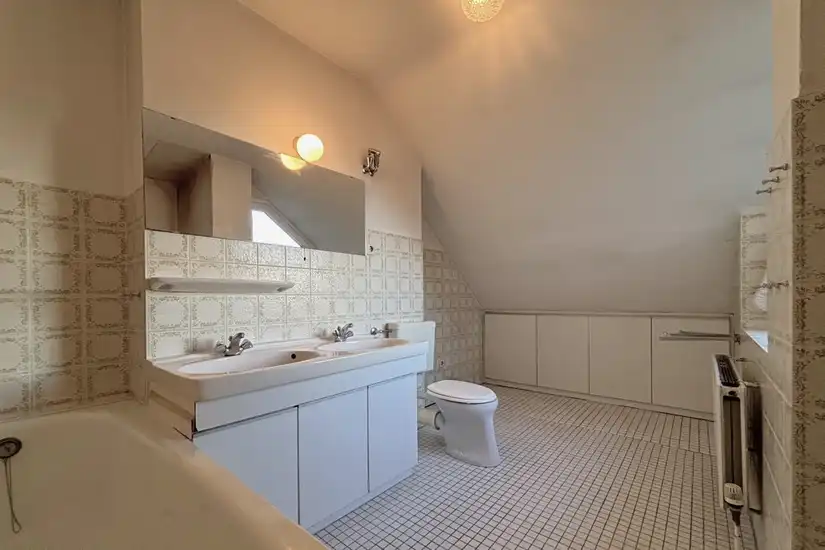 Badezimmer 1. OG