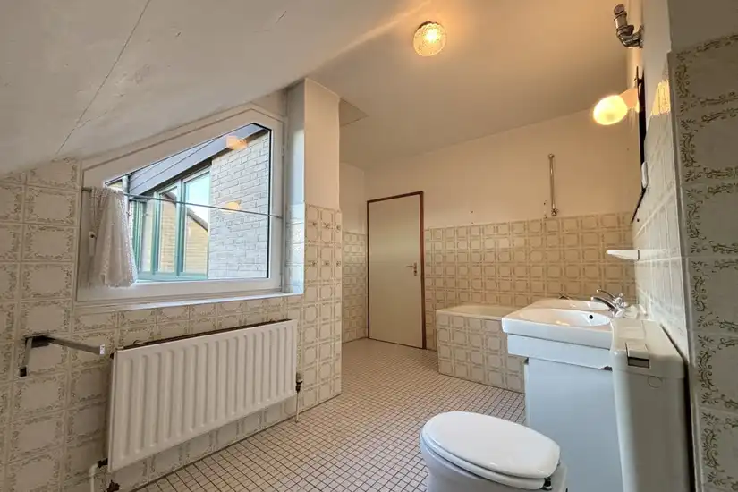 Badezimmer 1. OG