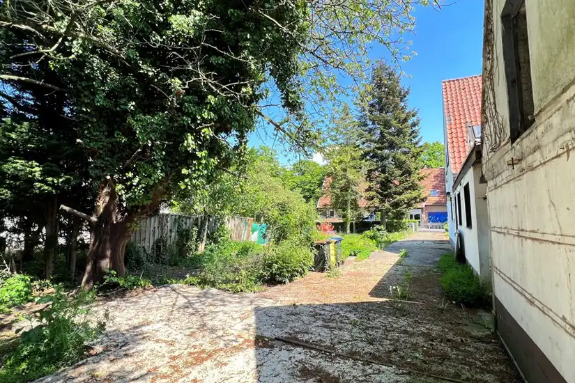 Grundstück